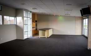 Pit Lane Suite 5